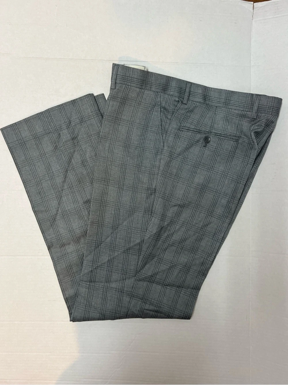 Vittorio St. Angelo Men's 42R Blazer 36x32 Pants Gray Plaid Suit